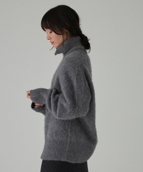 BABYLONE(バビロン)の「FOXカシミヤZIPカーディガン(カーディガン/ボレロ・レディース・ダークネイビー/グレー・フリー)」の4枚目の写真