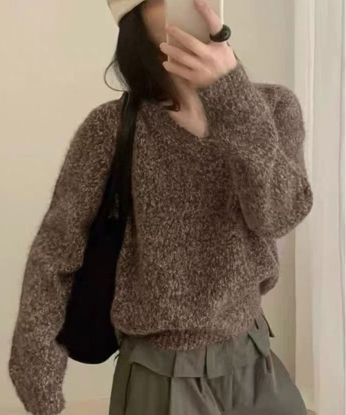 kirakiraShop(キラキラショップ)の「ミックス ニット Vネック プルオーバー(ニット/セーター・レディース・ブラウン/アイボリー/グレー・FREE)」の3枚目の写真