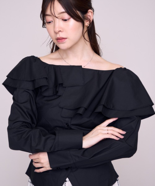 MISCH MASCH（ミッシュマッシュ）の「2026秋冬新作 アシンメトリーオフショルブラウス（シャツ/ブラウス・レディース・ベージュ/ホワイト/ブラック/ネイビー・ﾌﾘ-）」の19枚目の写真