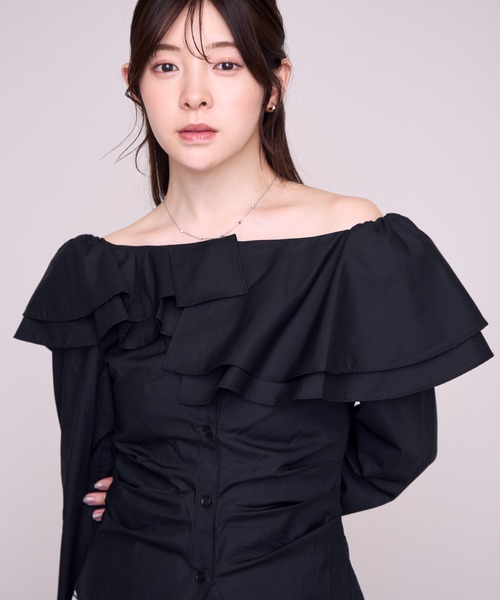 MISCH MASCH（ミッシュマッシュ）の「2026秋冬新作 アシンメトリーオフショルブラウス（シャツ/ブラウス・レディース・ベージュ/ホワイト/ブラック/ネイビー・ﾌﾘ-）」の20枚目の写真