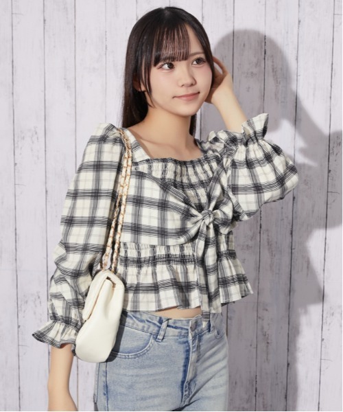 GORGE(ゴージ)の「デシンチェック シャーリングリボンブラウス|全3色(シャツ/ブラウス・レディース・アイボリー/ネイビー/ブラック・F)」の22枚目の写真