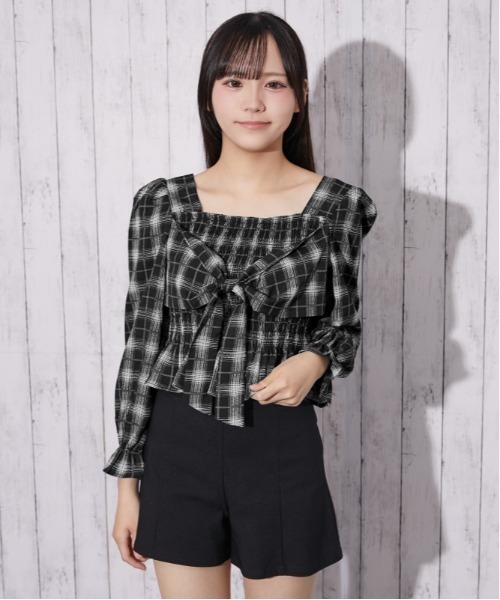 GORGE(ゴージ)の「デシンチェック シャーリングリボンブラウス|全3色(シャツ/ブラウス・レディース・アイボリー/ネイビー/ブラック・F)」の4枚目の写真