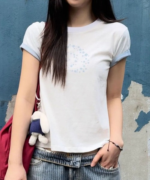 WaiKei(ワイケイ)の「【UNISEX】Wai Kei/スターレイヤードロールアップTシャツ(Tシャツ/カットソー・レディース・グレー/ブラック/ホワイト・MEDIUM/SMALL)」の2枚目の写真