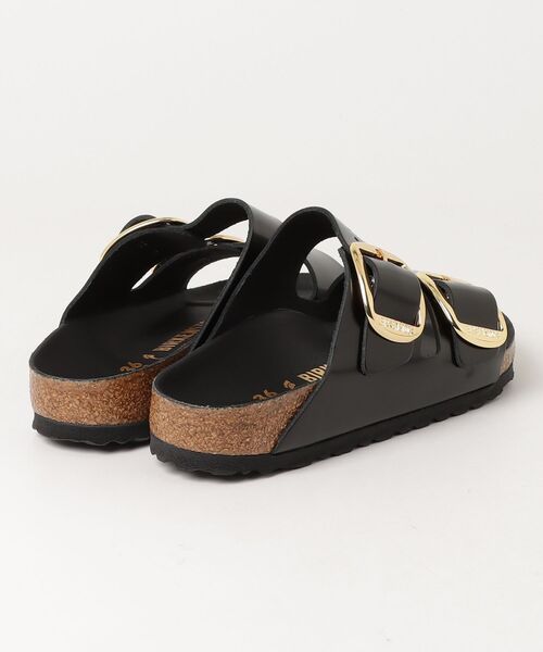 BIRKENSTOCK（ビルケンシュトック）の「BIRKENSTOCK / ビルケンシュトック：【レディース】Arizona Big Buckle NATURAL LEATHER High Shine (ナローフィット)：BST-1021476[DEA]（サンダル・レディース・ブラック×ゴールド・37/36/38）」の2枚目の写真