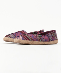 SANUK / W TOE THE LINE