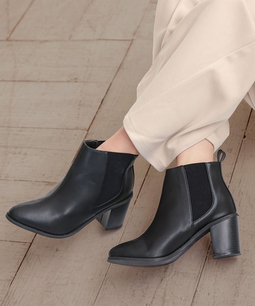 KOBE LETTUCE（コウベレタス）の「防水太ヒールサイドゴアブーツ（ブーツ・レディース・ブラック系その他2/ベージュ/ワインレッド/キャメル/ブラック系その他/ブラウン/グレイッシュベージュ/ベージュ系その他/ブラウン系その他/ベージュ系その他2/ブラック系その他4/ブラック系その他3/ブラック/ダークブラウン・LL/L/S/M/XL/3L）」の5枚目の写真