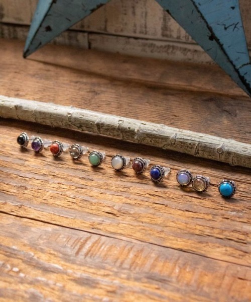 チャイハネ(チャイハネ)の「【チャイハネ】ネイティブバースデーストーンピアス(ピアス(両耳用)・メンズ・その他6/その他10/その他8/その他1/その他11/その他2/その他3/その他5/その他12/その他4/その他7/その他9・FREE)」の16枚目の写真