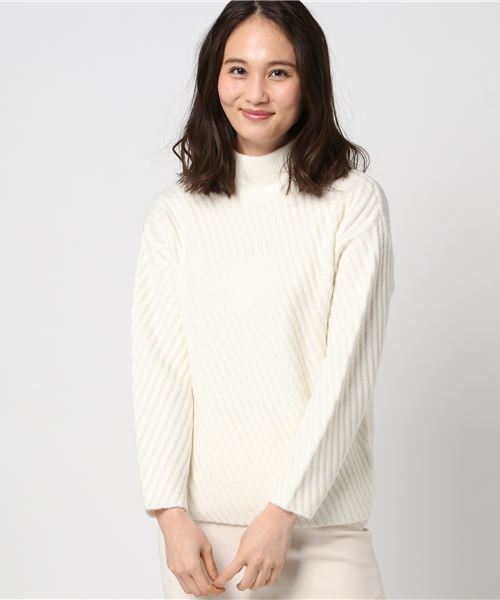 Te chichi（テチチ）の「カルゼ編みプルオーバー（ニット/セーター・レディース・ベージュ/ネイビー/グレー/オフホワイト/サックスブルー・MEDIUM）」の2枚目の写真