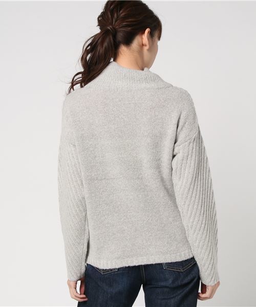 Te chichi（テチチ）の「カルゼ編みプルオーバー（ニット/セーター・レディース・ベージュ/ネイビー/グレー/オフホワイト/サックスブルー・MEDIUM）」の9枚目の写真