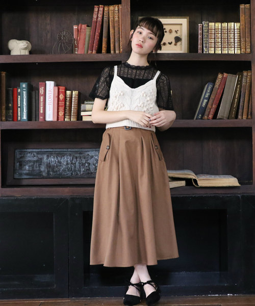 OLIVE des OLIVE（オリーブデオリーブ）の「ポンポン ビスチェ（ニット/セーター・レディース・レッド/オフホワイト/キャメル・FREE）」の4枚目の写真