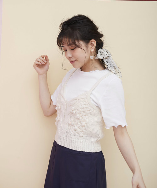 OLIVE des OLIVE（オリーブデオリーブ）の「ポンポン ビスチェ（ニット/セーター・レディース・レッド/オフホワイト/キャメル・FREE）」の5枚目の写真