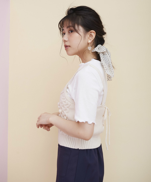 OLIVE des OLIVE（オリーブデオリーブ）の「ポンポン ビスチェ（ニット/セーター・レディース・レッド/オフホワイト/キャメル・FREE）」の6枚目の写真