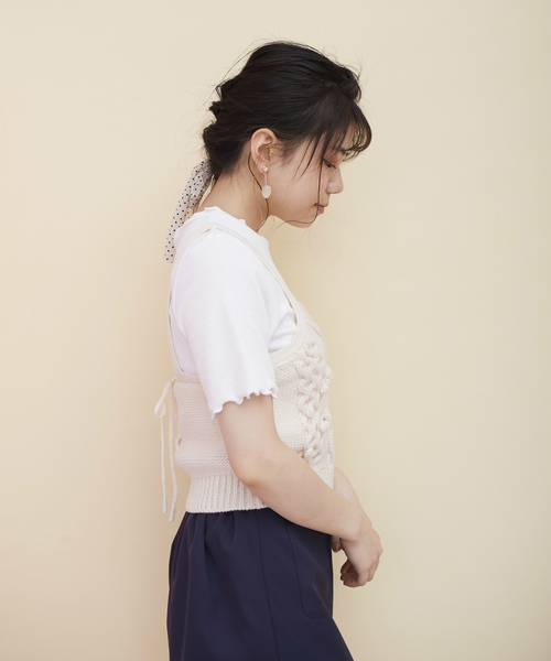 OLIVE des OLIVE（オリーブデオリーブ）の「ポンポン ビスチェ（ニット/セーター・レディース・レッド/オフホワイト/キャメル・FREE）」の10枚目の写真