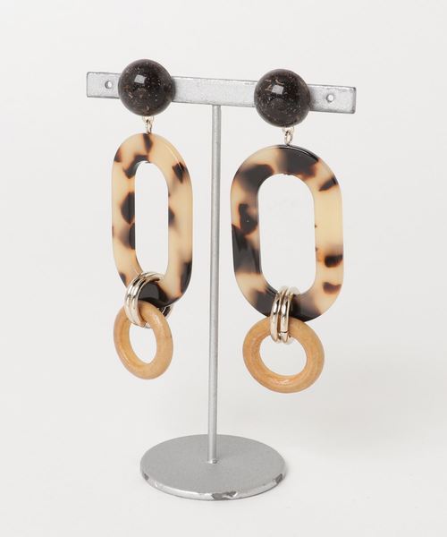 ACCOMMODE（アコモデ）の「アクリルモードピアス（ピアス（両耳用）・レディース・ベージュ/ネイビー/シルバー/ブルー/ライトグリーン/ワインレッド・FREE）」の2枚目の写真