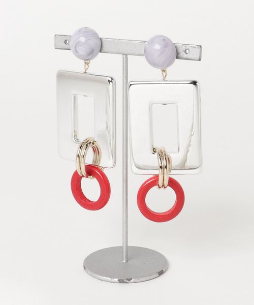 ACCOMMODE（アコモデ）の「アクリルモードピアス（ピアス（両耳用）・レディース・ベージュ/ネイビー/シルバー/ブルー/ライトグリーン/ワインレッド・FREE）」の6枚目の写真