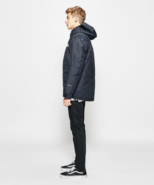 THE NORTH FACE（ザノースフェイス）の「＜THE NORTH FACE＞ MOUNTAIN DWN JKT/マウンテンダウンジャケット（ダウンジャケット/コート・メンズ・ダークグリーン/ブラック/イエロー・SMALL/MEDIUM/LARGE）」の16枚目の写真