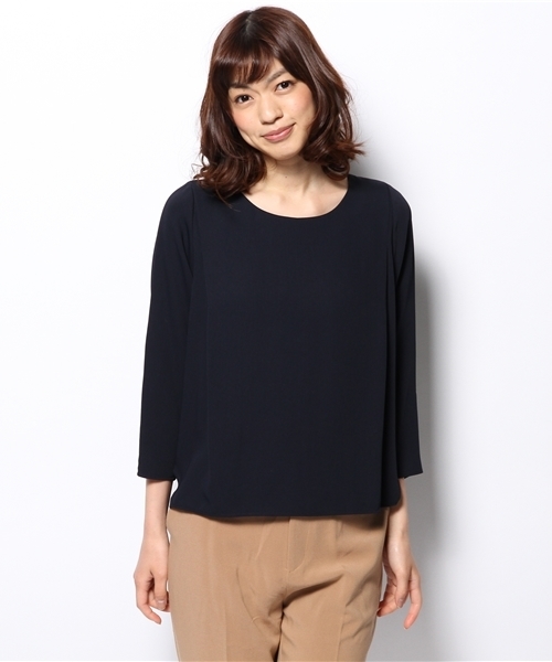 DouDou（ドゥドゥ）の「タックプリーツブラウス（シャツ/ブラウス・レディース・オフホワイト/ネイビー・FREE）」の5枚目の写真