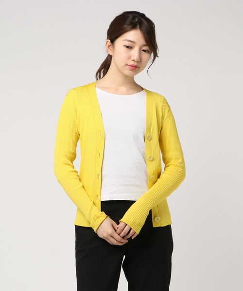 ESTNATION（エストネーション）の「ESTNATION / Vネックリブカーディガン（カーディガン/ボレロ・レディース・ライトベージュ/ブラック/ブラウン/オフホワイト/イエロー・38）」の5枚目の写真