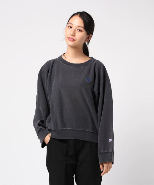 Champion(チャンピオン)の「【Champion/チャンピオン】レディース リバースウィーブ クルーネックスウェットシャツ(スウェット・レディース・ダークグレー/ブラック系その他・MEDIUM/LARGE)」の2枚目の写真