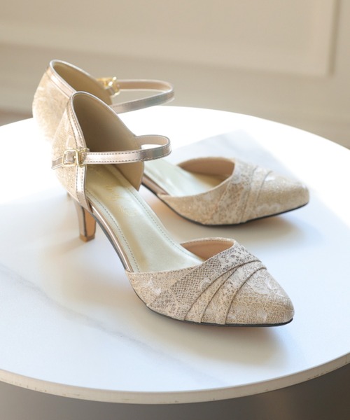 jurer(ジュレ)の「アーモンドトゥセパレートレースパンプス(パンプス・レディース・ブラック/ベージュ/シルバー/ゴールド・M/L/LL/S)」の5枚目の写真