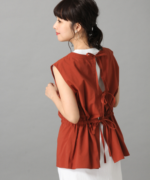 LOWRYS FARM（ローリーズファーム）の「バックリボンノースリーブ　837383（シャツ/ブラウス・レディース・ブラック/ベージュ/ブラウン・FREE）」の19枚目の写真