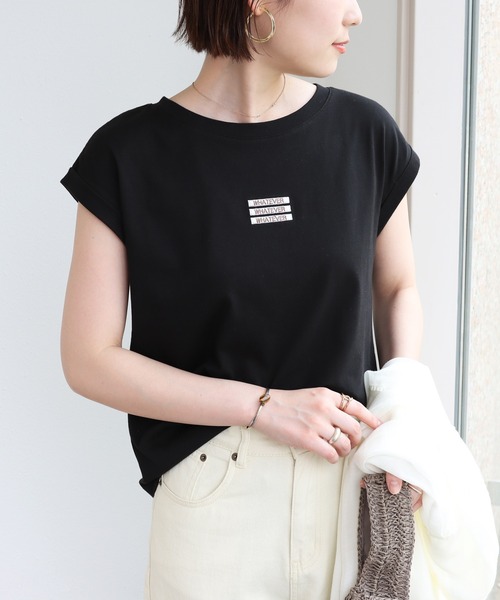 andme(アンドミー)の「ボックスロゴ刺繍フレンチスリーブTシャツ(Tシャツ/カットソー・レディース・ブラック/オフホワイト/ベージュ/ブラウン系その他・M)」の3枚目の写真