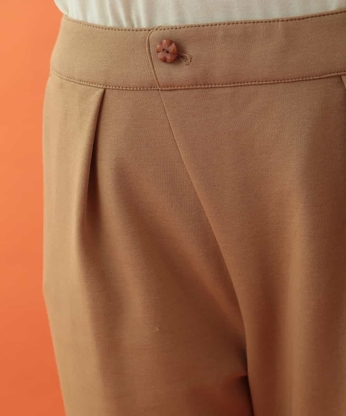 Jocomomola(ホコモモラ)の「ストレッチポンチパンツ(その他パンツ・レディース・ベージュ/ネイビー・40/42)」の7枚目の写真