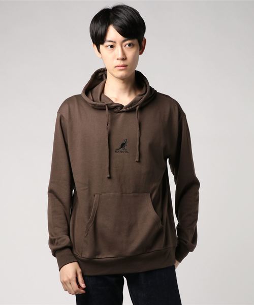 KANGOL（カンゴール）の「∴WEGO/【WEB限定カラーあり】KANGOL別注【裏毛】ビッグシルエットプルパーカー（パーカー・メンズ・ブラウン/ブラック/ベージュ/マスタード/ホワイト/ネイビー/カーキ/パープル/ライトベージュ・MEDIUM/LARGE）」の14枚目の写真