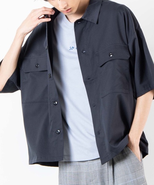 WEGO(ウィゴー)の「WEGO/ビッグポケット5分袖CPOシャツ(シャツ/ブラウス・メンズ・ブラック/ホワイト/ライトピンク・MEDIUM/LARGE)」の2枚目の写真