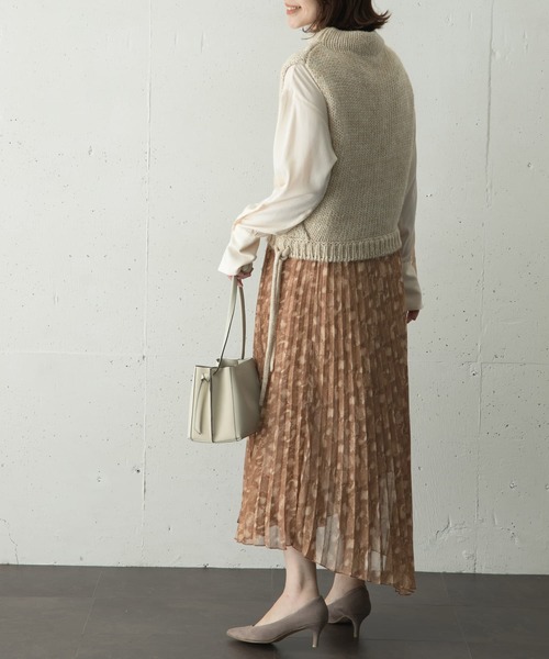 URBAN RESEARCH ROSSO（アーバンリサーチロッソ）の「スネークプリントプリーツスカート∴（スカート・レディース・ベージュ/グレー・FREE）」の6枚目の写真
