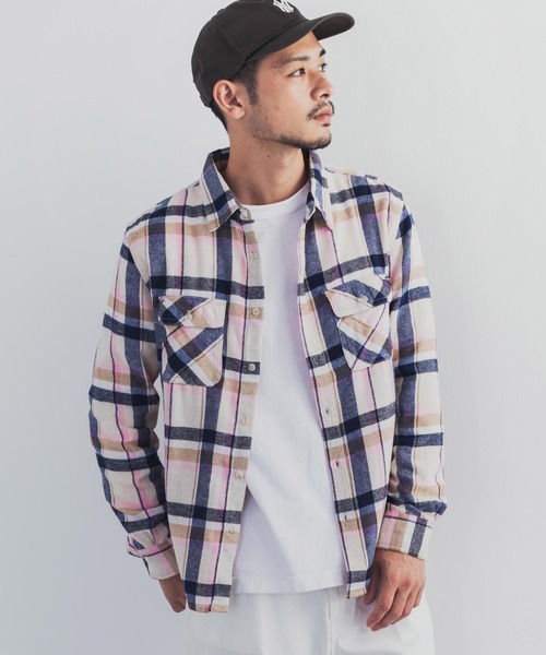 Rocky Monroe(ロッキーモンロー)の「リサイクルビエラチェック起毛シャツ(シャツ/ブラウス・メンズ・ブラック/ベージュ/ネイビー/ブラック系その他/レッド/ベージュ系その他/ブルー系その他/グリーン/キャメル/ブルー系その他2・LL/M/L)」の4枚目の写真