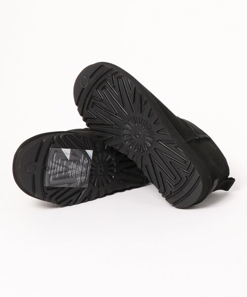 UGG(アグ)の「【UGG】Classic Ultra Mini(ブーツ・レディース・ブラック・23/24/25)」の3枚目の写真