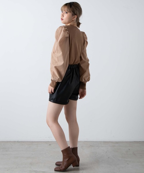 WEGO（ウィゴー）の「WEGO/パフギャザースリーブニット（ニット/セーター・レディース・ホワイト/ライトブラウン/ブラック系その他/サックスブルー・FREE）」の13枚目の写真