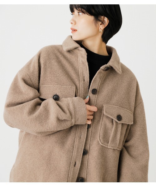 AZUL by moussy（アズールバイマウジー）の「BOUCLE LOOSE CPO JACKET/ブークレルーズCPOジャケット（ブルゾン・レディース・ダークベージュ/ライトカーキ/アイボリー・MEDIUM/SMALL）」の5枚目の写真