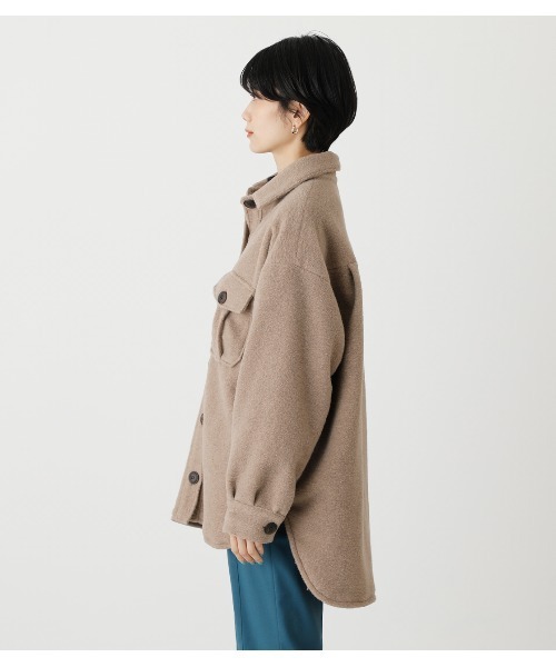 AZUL by moussy（アズールバイマウジー）の「BOUCLE LOOSE CPO JACKET/ブークレルーズCPOジャケット（ブルゾン・レディース・ダークベージュ/ライトカーキ/アイボリー・MEDIUM/SMALL）」の8枚目の写真