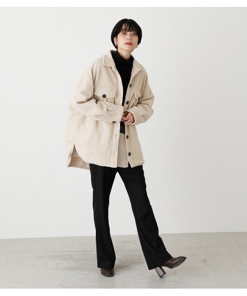 AZUL by moussy（アズールバイマウジー）の「BOUCLE LOOSE CPO JACKET/ブークレルーズCPOジャケット（ブルゾン・レディース・ダークベージュ/ライトカーキ/アイボリー・MEDIUM/SMALL）」の15枚目の写真