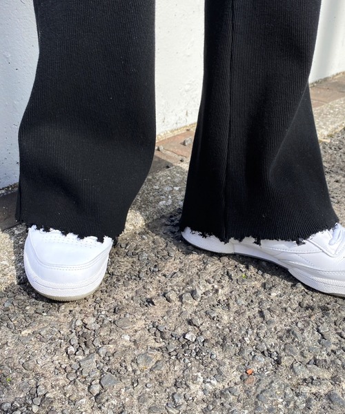 WHO'S WHO gallery（フーズフーギャラリー）の「リブダメージパンツ（スラックス・レディース・チャコールグレー/ブラック/グリーン/ベージュ系その他/ブルー/レッド/イエロー×グリーン/ライトグレー・FREE）」の11枚目の写真