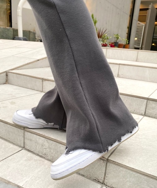 WHO'S WHO gallery（フーズフーギャラリー）の「リブダメージパンツ（スラックス・レディース・チャコールグレー/ブラック/グリーン/ベージュ系その他/ブルー/レッド/イエロー×グリーン/ライトグレー・FREE）」の14枚目の写真