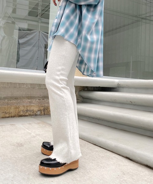 WHO'S WHO gallery（フーズフーギャラリー）の「リブダメージパンツ（スラックス・レディース・チャコールグレー/ブラック/グリーン/ベージュ系その他/ブルー/レッド/イエロー×グリーン/ライトグレー・FREE）」の21枚目の写真