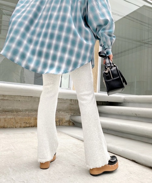 WHO'S WHO gallery（フーズフーギャラリー）の「リブダメージパンツ（スラックス・レディース・チャコールグレー/ブラック/グリーン/ベージュ系その他/ブルー/レッド/イエロー×グリーン/ライトグレー・FREE）」の22枚目の写真