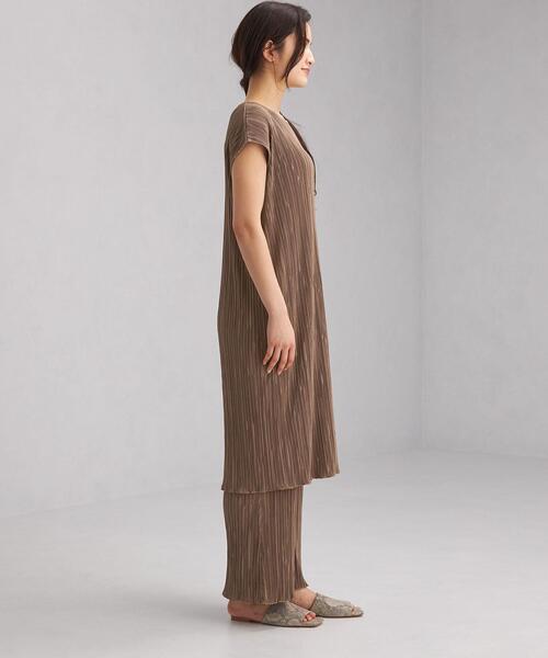 green label relaxing（グリーンレーベルリラクシング）の「FFC ランダム プリーツ ワンピース + パンツ ペアアップ（ワンピース・レディース・ライトブルー/ブラウン/ナチュラル・FREE）」の5枚目の写真