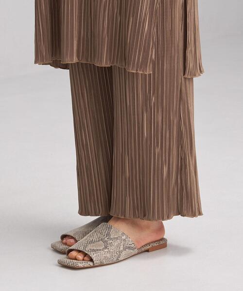 green label relaxing（グリーンレーベルリラクシング）の「FFC ランダム プリーツ ワンピース + パンツ ペアアップ（ワンピース・レディース・ライトブルー/ブラウン/ナチュラル・FREE）」の14枚目の写真