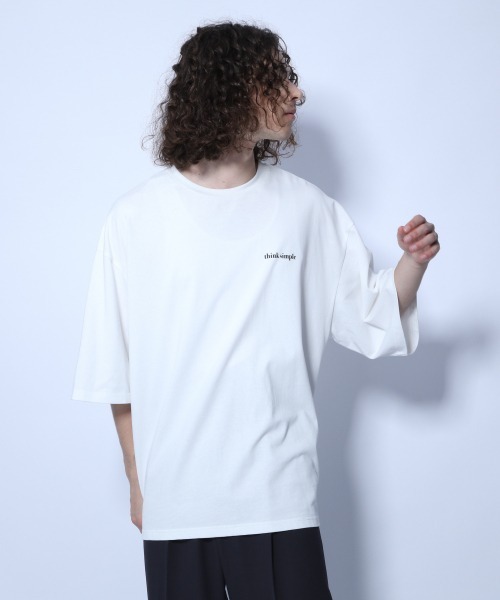 グラフィックビッグプリントTシャツ (TOWN) HARE（ハレ）の「グラフィックビッグプリントTEE by AICON (HARE