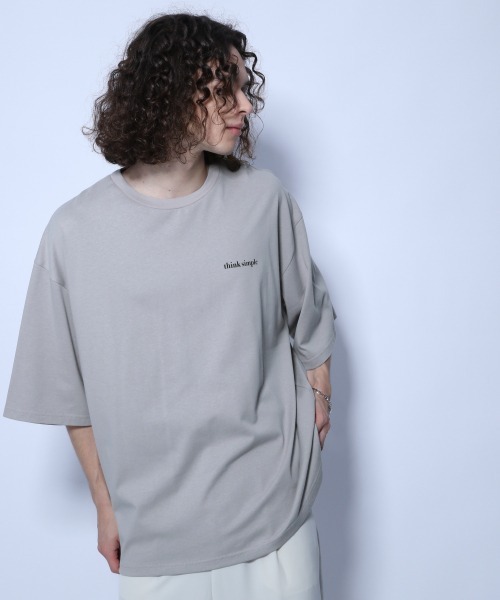 HARE（ハレ）の「グラフィックビッグプリントTEE by AICON (HARE