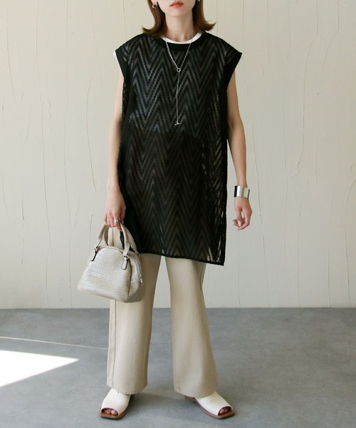 Chillfar（チルファー）の「総柄シースルーロングベスト（ベスト・レディース・アイボリー/ホワイト/グリーン/ブルー/ブラック・FREE）」の10枚目の写真