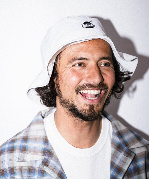 URBAN RESEARCH Sonny Label（アーバンリサーチサニーレーベル）の「OOPS　バケットハット（ハット・メンズ・ホワイト/ブラック/ベージュ・FREE）」の2枚目の写真