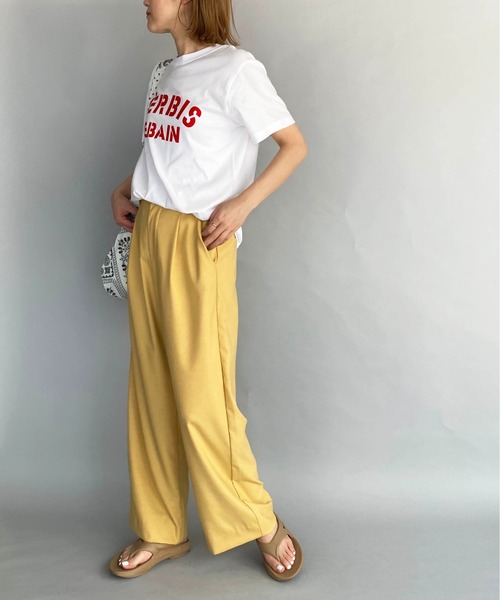 PICCIN（ピッチン）の「レギュラーフィットフロッキーロゴTシャツ（HERBIS）（Tシャツ/カットソー・レディース・ホワイト/チャコールグレー/ベージュ・M）」の9枚目の写真