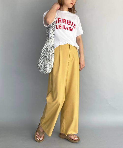 PICCIN（ピッチン）の「レギュラーフィットフロッキーロゴTシャツ（HERBIS）（Tシャツ/カットソー・レディース・ホワイト/チャコールグレー/ベージュ・M）」の20枚目の写真