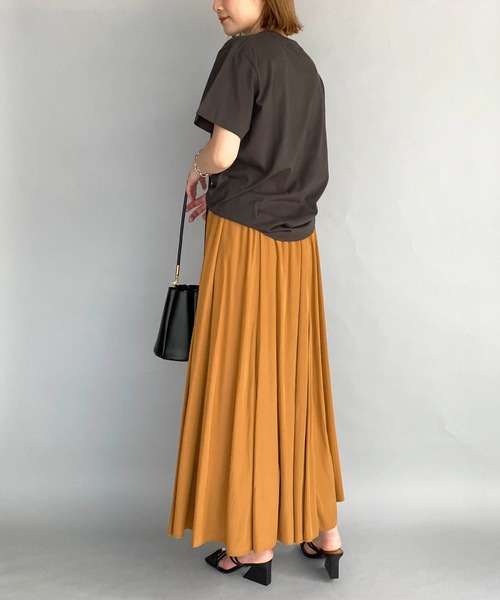 PICCIN（ピッチン）の「レギュラーフィットフロッキーロゴTシャツ（HERBIS）（Tシャツ/カットソー・レディース・ホワイト/チャコールグレー/ベージュ・M）」の10枚目の写真