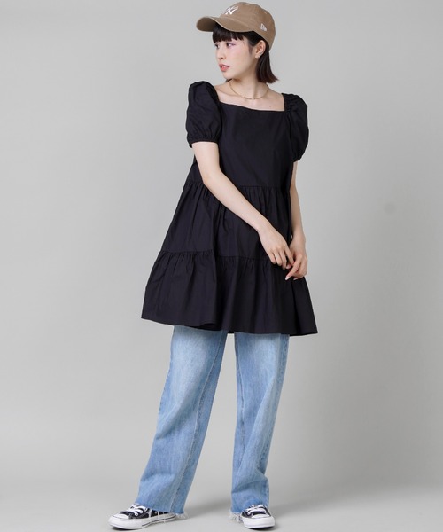 SPINNS（スピンズ）の「スクエアネックティアードワンピース（ワンピース・レディース・ホワイト/ブラック/パープル・ONESIZE）」の11枚目の写真